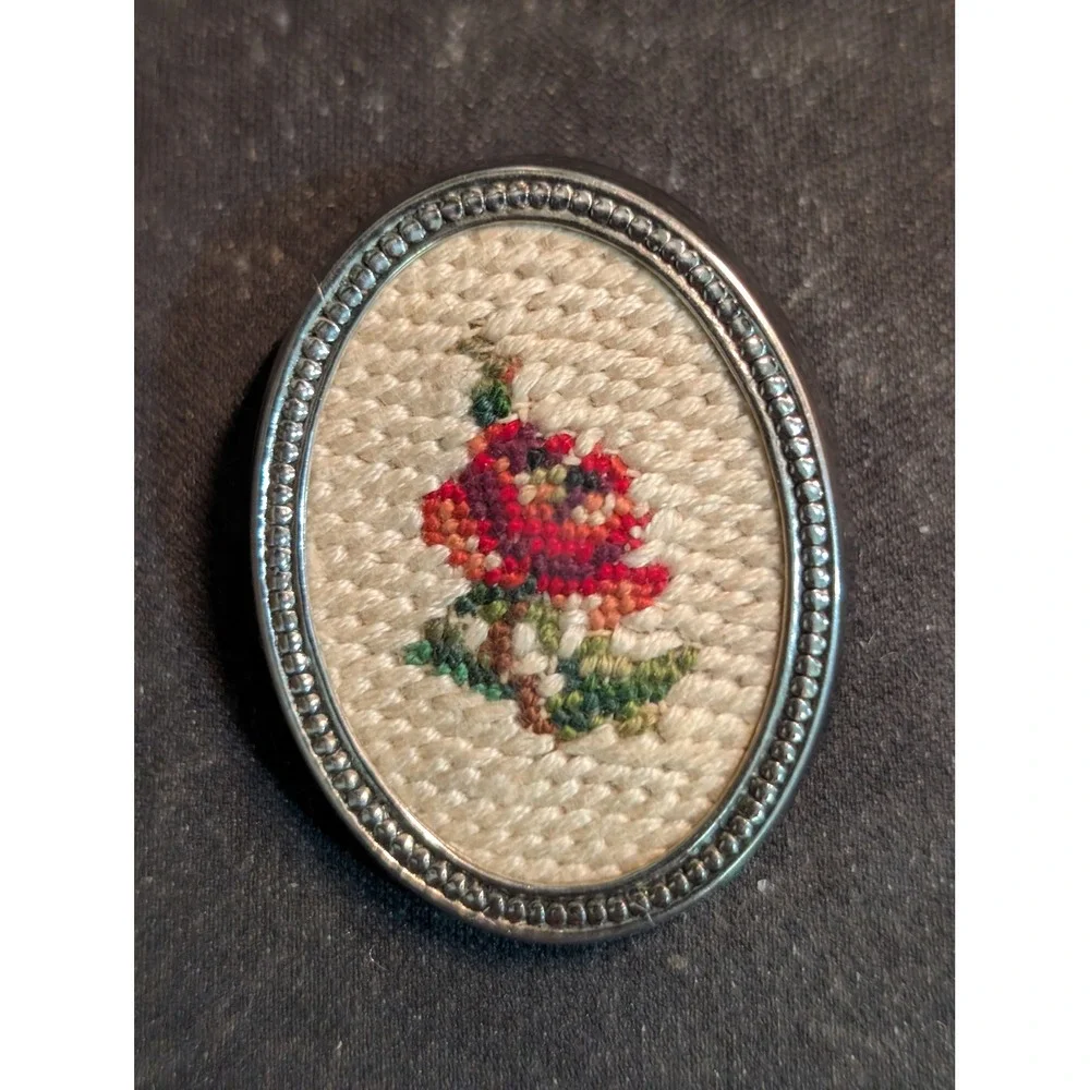 Vintage Petit Point Rose Oval Brooch Silver Tone Floral Needlepoint Pin